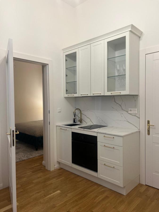 Angeloroma Deluxe Apartment Prague Ngoại thất bức ảnh