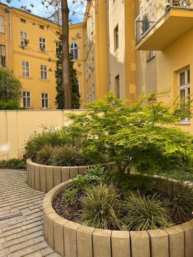 Angeloroma Deluxe Apartment Prague Ngoại thất bức ảnh