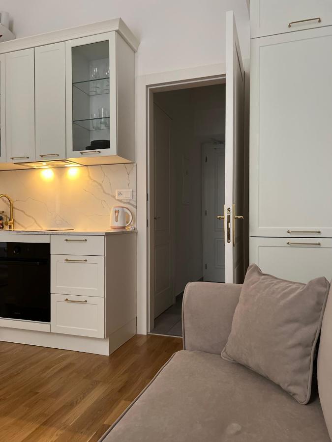 Angeloroma Deluxe Apartment Prague Ngoại thất bức ảnh